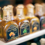 Premium Essig - aus Früchten und Kräutern